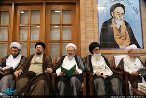 مراسم بزرگداشت والده آیت الله واعظ موسوی در بیت علامه طباطبایی قم