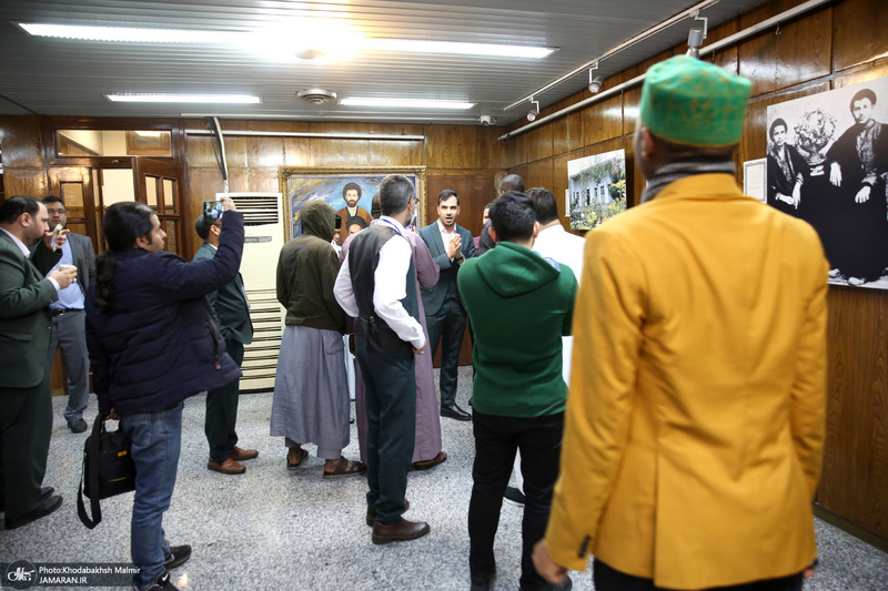 بازدید جمعی از شرکت کنندگان چهلمین دوره مسابقات بین المللی قرآن کریم از جماران