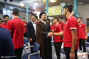 دیدار اعضای تیم ملی فوتبال نوجوانان ایران با سید حسن خمینی
