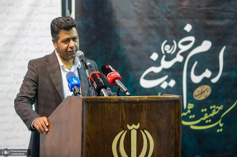 اجتماع دانشگاهیان در حسینیه جماران