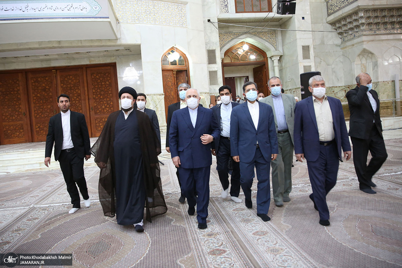 کنفرانس بین‌المللی گفتمان سیاسی از دیدگاه امام خمینی؛ نظام بین الملل و مسایل جهان اسلام / ظریف سید حسن خمینی