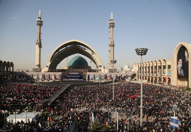 گزارش شبکه الجزیره از مراسم وداع و تشییع رهبر شهید