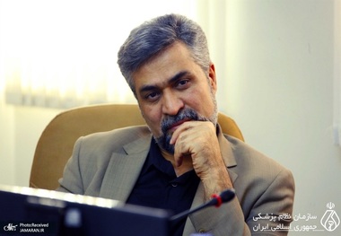 یادداشت دکتر حسین کرمانپور به مناسبت روز خبرنگار: وقتی همه خوابند، تعداد زیادی در سلامت ایران بیدارند؛ برای اینکه ایران بیمار نشود/ خبرنگارها هم خیلی وقت‌ها بیدارند وقتی دیگران خوابند، برای اینکه ببینند، بشنوند، بپرسند و روایت کنند