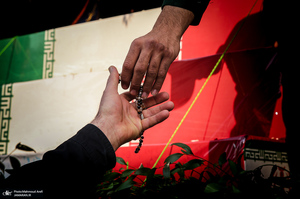 مراسم تشییع پیکرهای مطهر 100 شهید گمنام در تهران-4