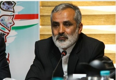 دشمن از طریق القای باورهای غلط درصدد ضربه زدن به انقلاب است