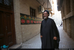 بازدید حجت الاسلام و المسلمین سید محمود دعایی از بیت امام در نجف