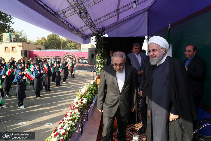 مراسم آغاز سال تحصیلی جدید با حضور روحانی