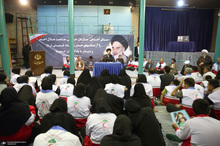 اعضای سازمان جوانان جمعیت هلال احمر با آرمان‌های امام خمینی(س) تجدید میثاق کردند