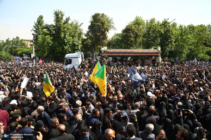 مراسم تشییع آیت الله رییسی و همراهانش-2