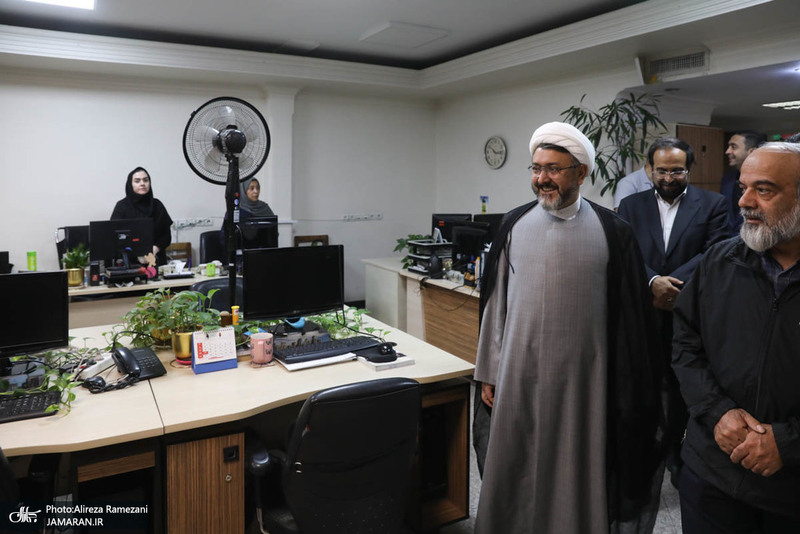 بازدید رییس موسسه تنظیم و نشر آثار امام خمینی (ره) از خبرگزاری ایسنا