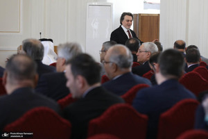 نشست وزیر امور خارجه با سفرا و کارداران و روسای نمایندگی های خارجی و بین‌المللی مقیم تهران