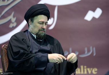 سیدحسن خمینی: منشا مشروعیت حکومت رای ملت است/ ولایت مطلقه فقیه نمی‌تواند قانون اساسی را تعطیل کند/ مطلقه بودن ولایت فقیه نسبت به احکام اولیه شرع است نه قانون اساسی