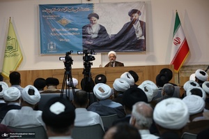 نشست علمی بررسی شخصیت و اندیشه تفسیری شهید آیت الله سید مصطفی خمینی