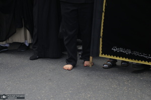 دسته عزای شهادت امام صادق(ع) با حضور آیت الله العظمی وحید خراسانی