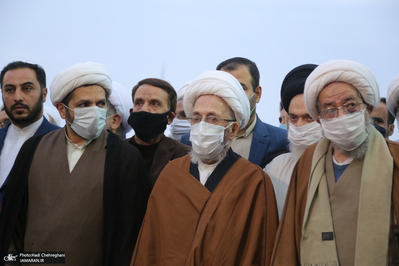 مراسم تشییع و خاکسپاری پیکر مرحوم آیت الله یزدی(ره)