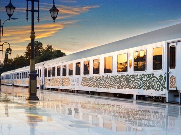 بهترین روش سفر از تهران به مشهد: خودروی شخصی یا قطار؟