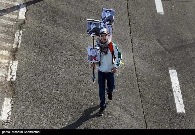 راهپیمایی 22 بهمن در تهران -2