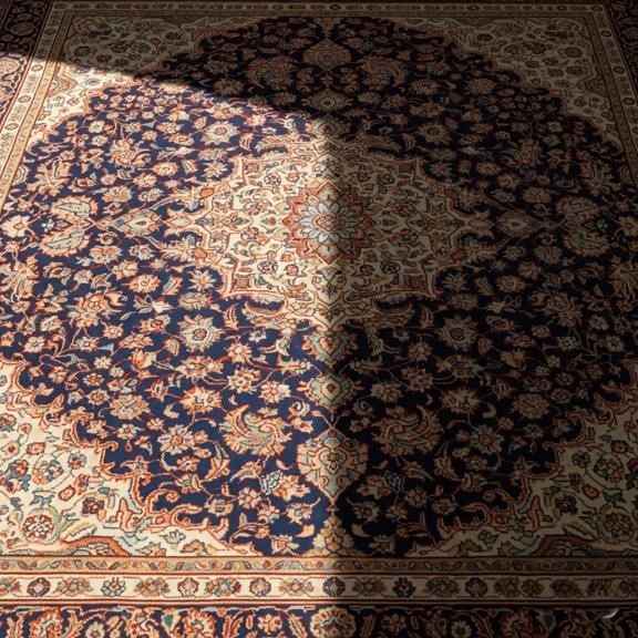 محافظت از فرش در برابر نور خورشید و رنگ پریدگی