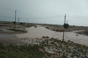سیلاب راه ارتباطی سه روستای بخش مرکزی گتوند را مسدود کرد