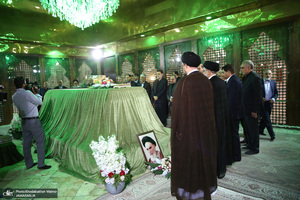 تجدید میثاق رئیس جمهور و اعضای دولت با آرمان های حضرت امام خمینی (س)