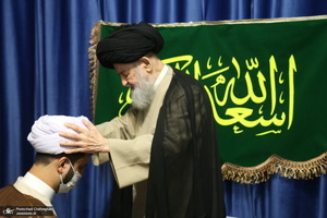 مراسم عمامه گذاری و جشن روز هفدهم ماه ربیع الاول در بیوت مراجع عظام تقلید