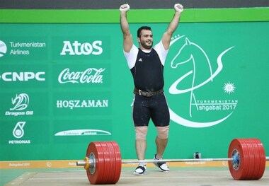  استقبال مردم اصفهان از سهراب مرادی