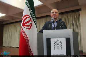 ضیافت افطاری اسقف اعظم ارامنه به مناسبت بزرگداشت امام خمینی(س)