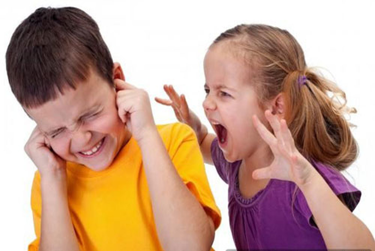 خشم کودکان را چگونه کنترل کنیم؟