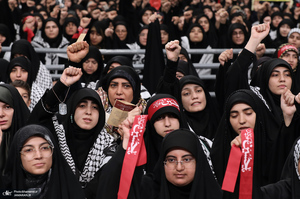 عزاداری هیئت‌های دانشجویی به مناسبت اربعین در حسینیه امام خمینی