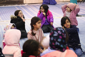 بازدید اقشار مختلف مردم از بیت امام خمینی (س) در جماران-2