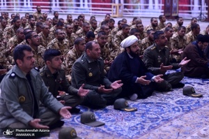 مراسم زیارت عاشورا پرسنل پادگان مرکز آموزش دژبان شهید اسدی کهریزک در حرم امام خمینی(س)