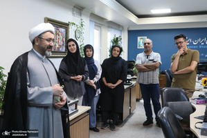 بازدید رییس موسسه تنظیم و نشر آثار امام خمینی (ره) از خبرگزاری ایسنا