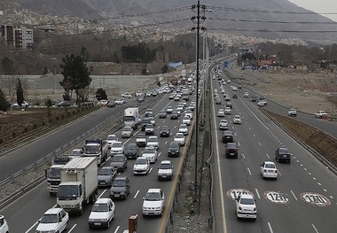 ترافیک در محور بجنورد به جنگل گلستان نیمه سنگین است