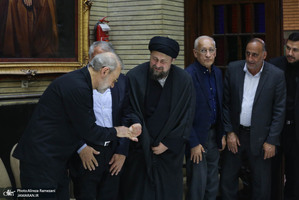 مراسم ختم مادر محمد عطریانفر