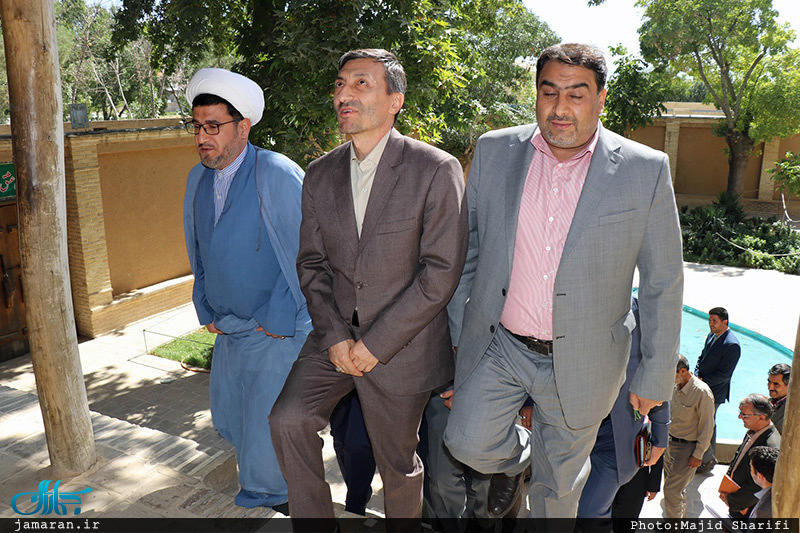 بازدید رئیس کمیته امداد امام خمینی(ره) ا‎ز بیت و زادگاه بنیانگذار جمهوری اسلامی 