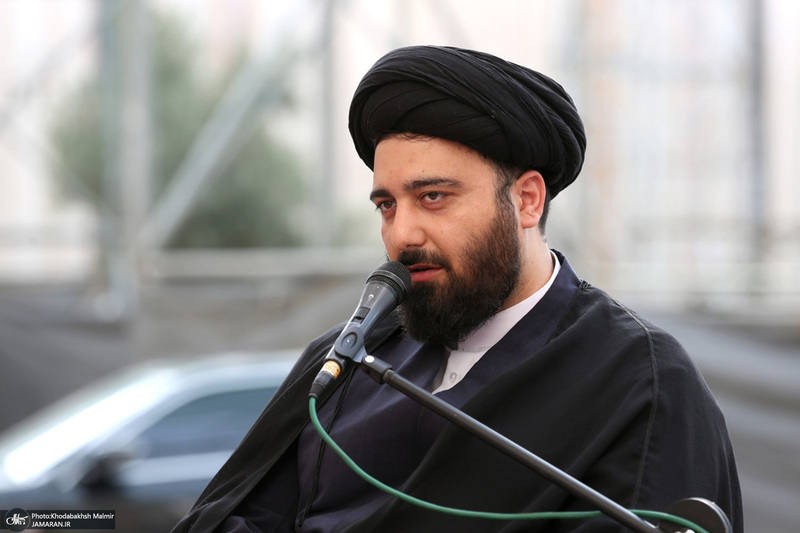 مراسم سالگرد در گذشت سید محمود دعایی در حرم مطهر امام خمینی (س)