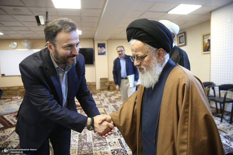 دیدار رئیس و جمعی از معاونان و مدیران مؤسسه تنظیم و نشر آثار امام خمینی(س) با نماینده مقام معظم رهبری در عراق