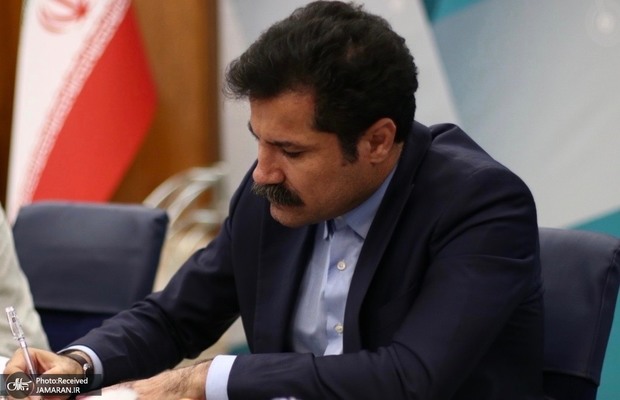 حسین‌زاده، معاون رئیس‌جمهور: اظهارنظرهای منازعه‌آفرین به بهانه‌های مختلفی چون عفاف و حجاب و دوقطبی‌سازی‌های سیاسی، نگرانی‌هایی را برای دلسوزان ایجاد می‌کند/ امروز بیش از هر زمان دیگری کشور به گسترش حس «ما» نیاز دارد/ هیچ کشوری با سخنان تند امن‌تر نشده است
