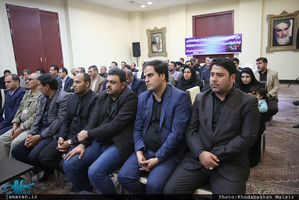 دیدارجمعی از فعالان ستادهای انتخاباتی دکتر روحانی با سید حسن خمینی