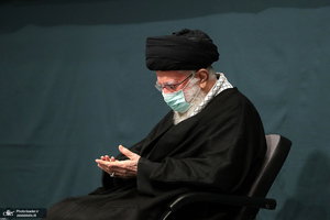 دومین شب مراسم عزاداری حضرت فاطمه‌زهرا (س) در حسینیه امام خمینی