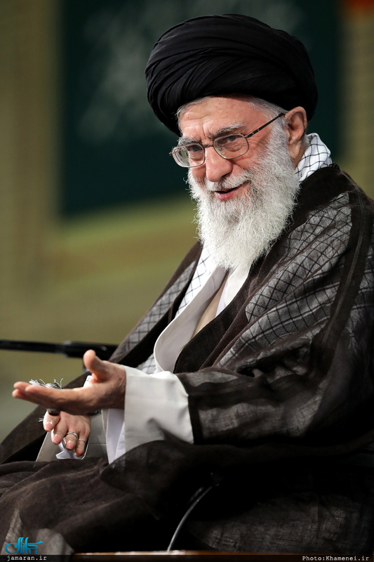 دیدار خانواده‌های شهدای مرزبانی و مدافع حرم با رهبر معظم انقلاب