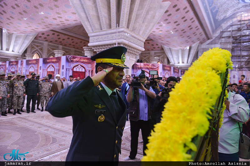 تجدید میثاق فرمانده قرارگاه پدافند خاتم الانبیاء(ص) با حضرت امام(س) 