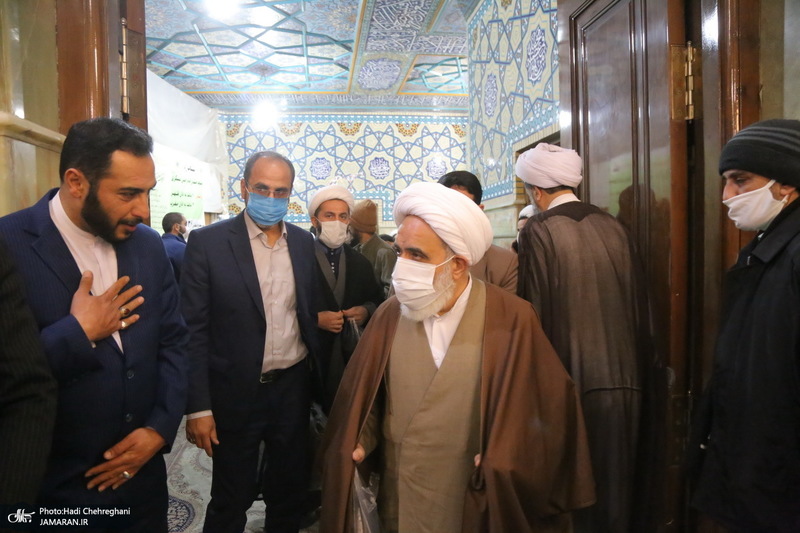 مراسم تشییع و خاکسپاری پیکر مرحوم آیت الله یزدی(ره)