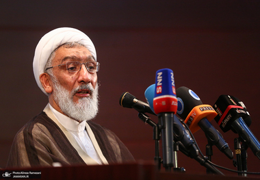 پورمحمدی: هدف رفتارهای ترامپ بیش از آنکه مقدمه اقدام نظامی باشد، کشاندن ایران به مذاکره تحقیرآمیز است/بزرگترین خسارتی که در این مدت برای کشور ارزیابی می‌کنم،علاوه بر تلفات انسانی که بسیار سنگین و نگران‌کننده است، تخریب سرمایه اجتماعی و تصویر ملت ایران است