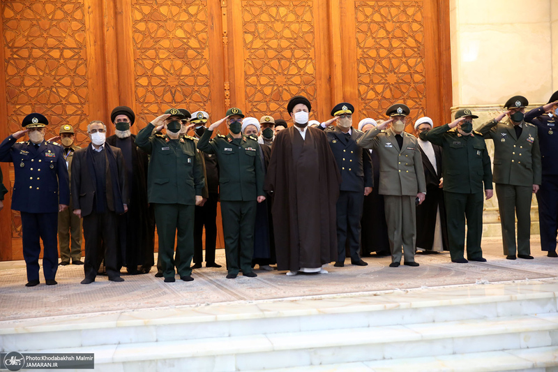 تجدید بیعت فرماندهان ارشد نیروهای مسلح با آرمان های حضرت امام خمینی (س)