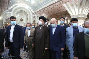 تجدید میثاق رئیس مجلس شورای اسلامی و نمایندگان با آرمان های حضرت امام (س)