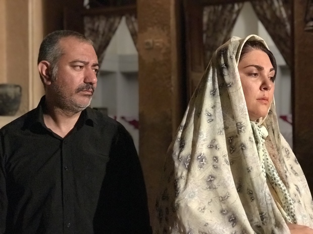 تصاویر جدیدی از فیلم «سیمین» با بازی لاله اسکندری