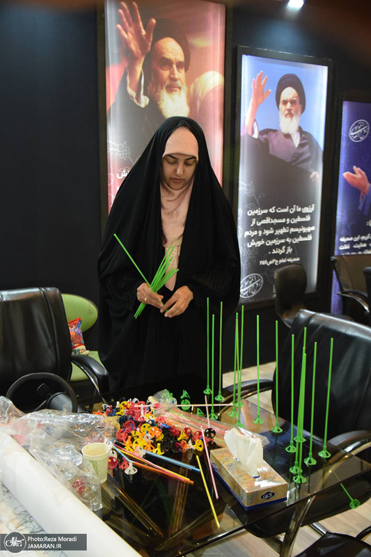 غرفه موسسه تنظیم و نشر آثار امام خمینی (س) در سی و سومین نمایشگاه بین المللی قرآن کریم-2