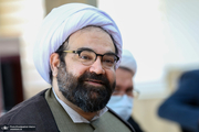 رییس پژوهشکده امام خمینی(ره): اگر حرفی برای گفتن باشد باید در فضای مجازی گفته شود