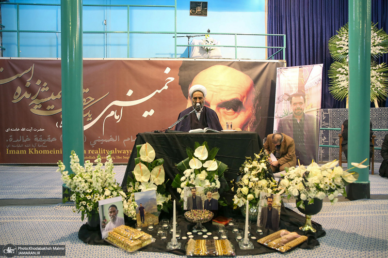 مراسم بزرگداشت مرحوم حاج عیسی جعفری و مرحوم سید احمد میریان در حسینیه جماران